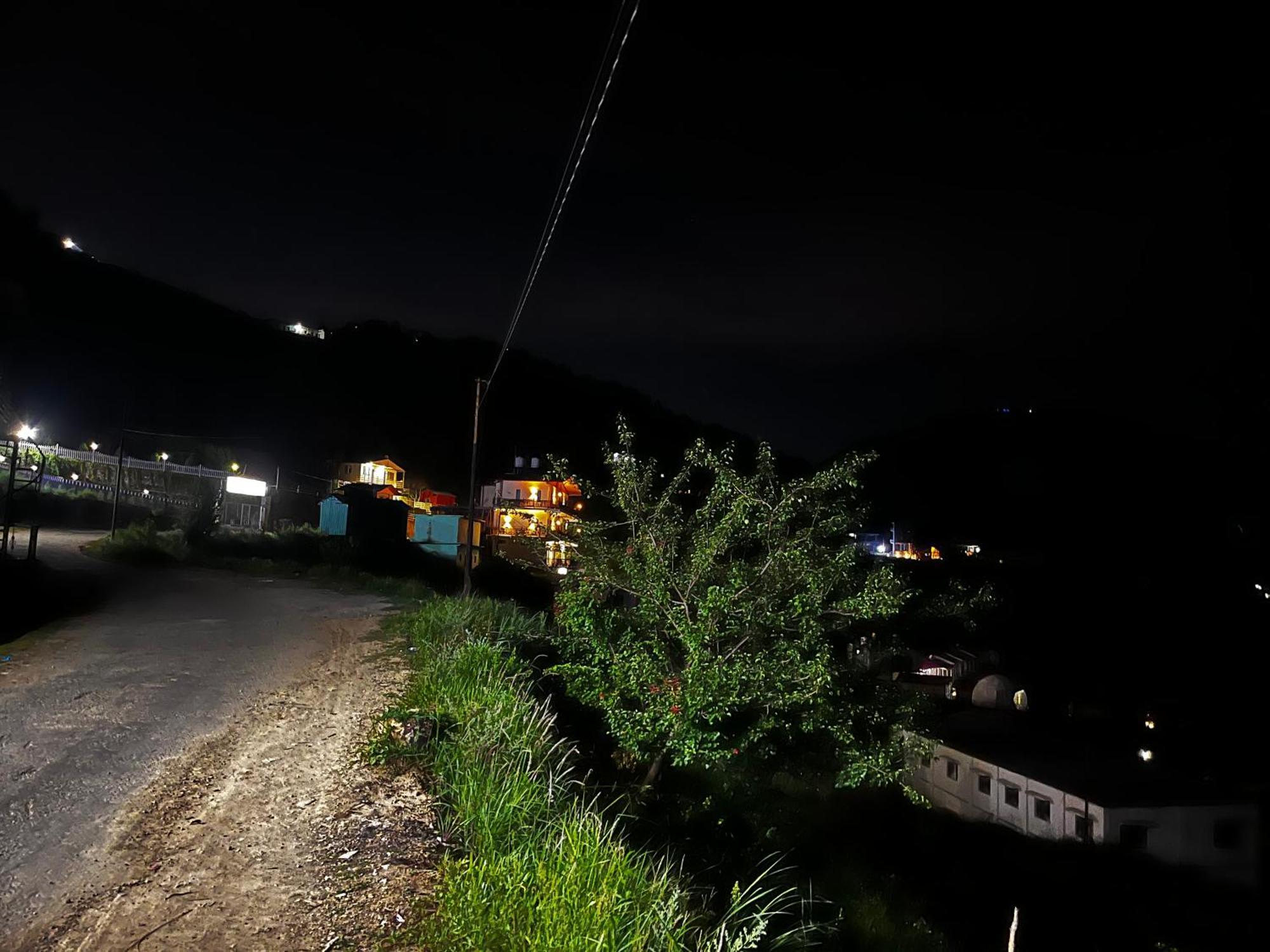 Himalayan Hill Top Resort Kanatal Exterior photo